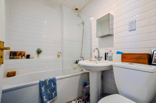 Woodchurch Road 12692# 4