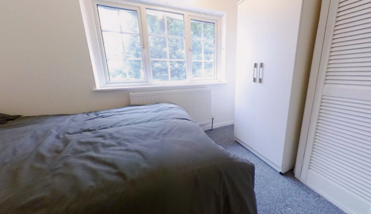 Entire Place·3B2B···4 Charnock Avenue 0