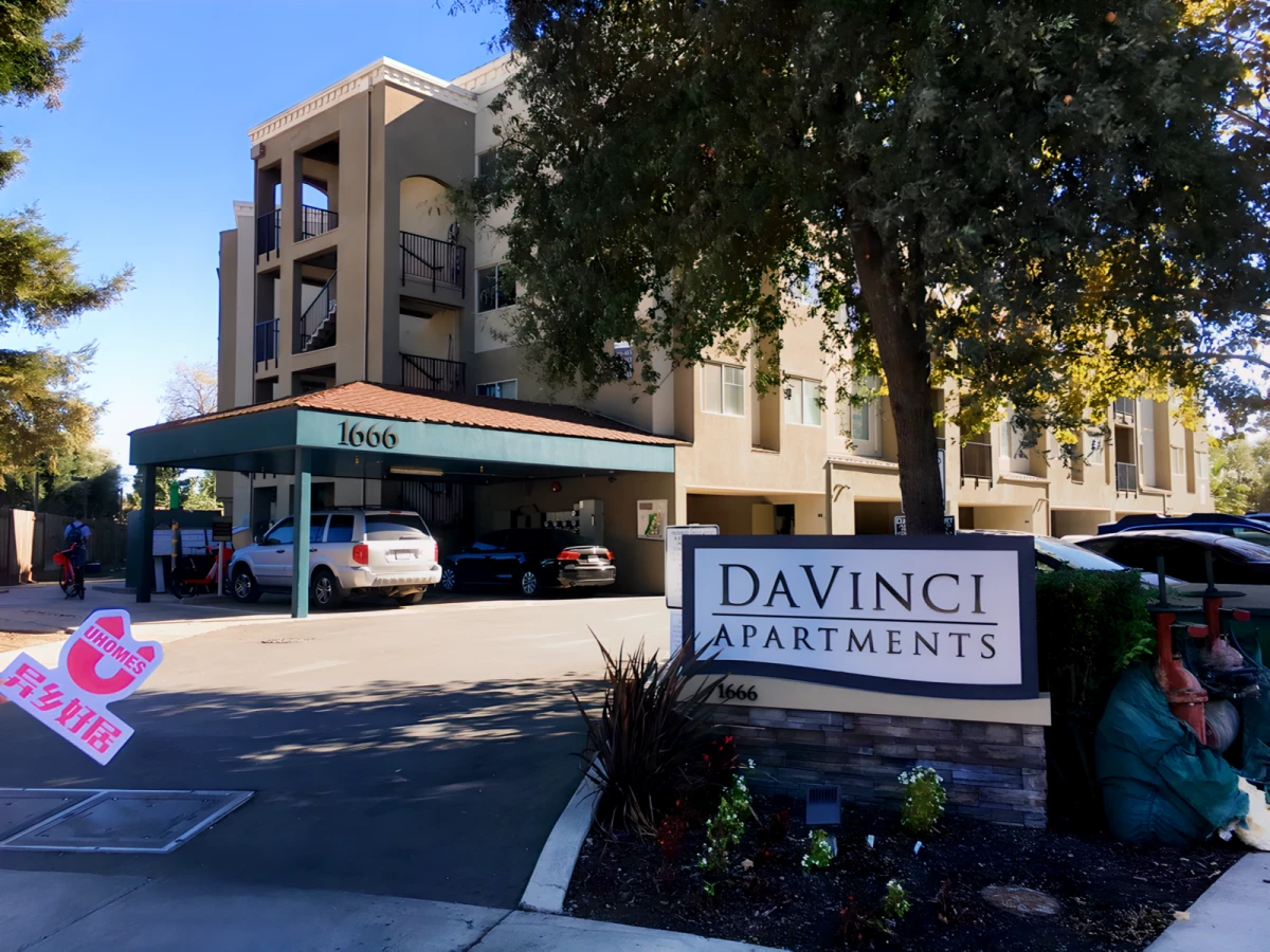 DaVinci Apartments 0