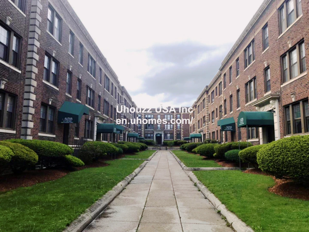 349 Pleasant St 0