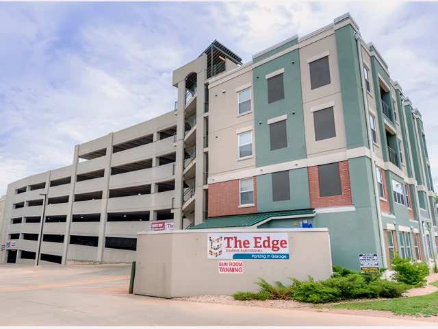 The Edge on Hovey Apartments