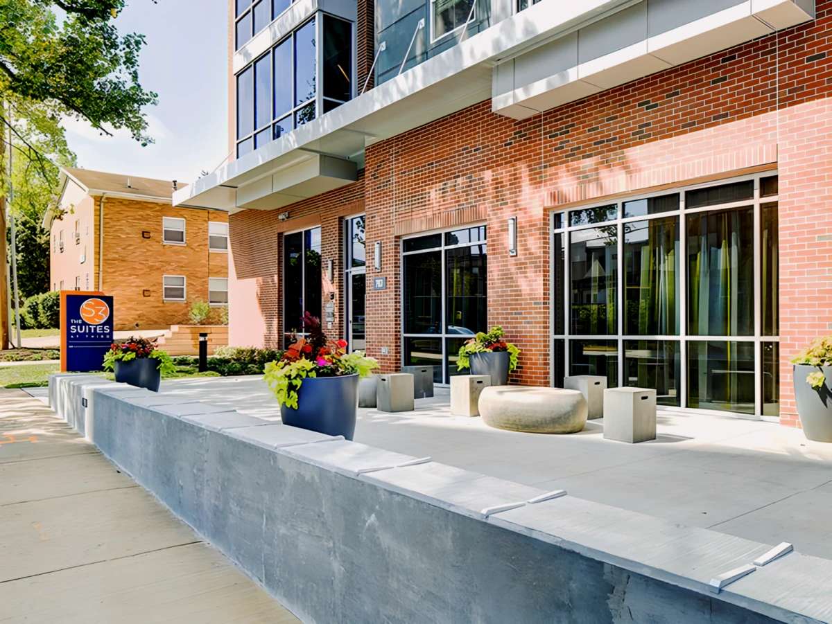 The Suites at Third 0