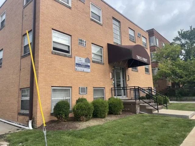 706 S. First, Champaign 0
