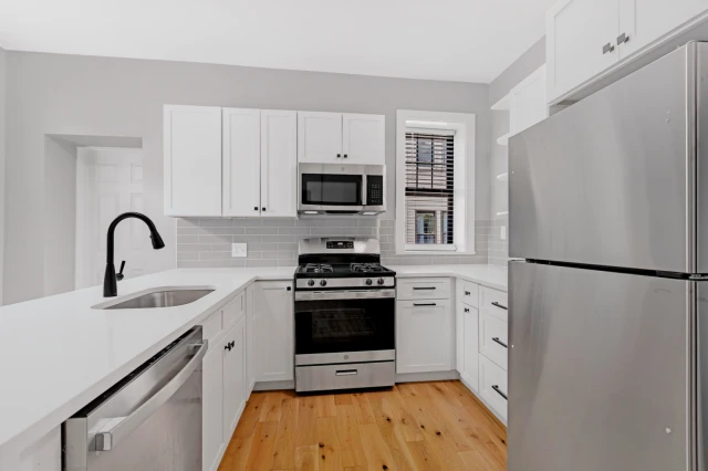 28 Glenville Ave 4