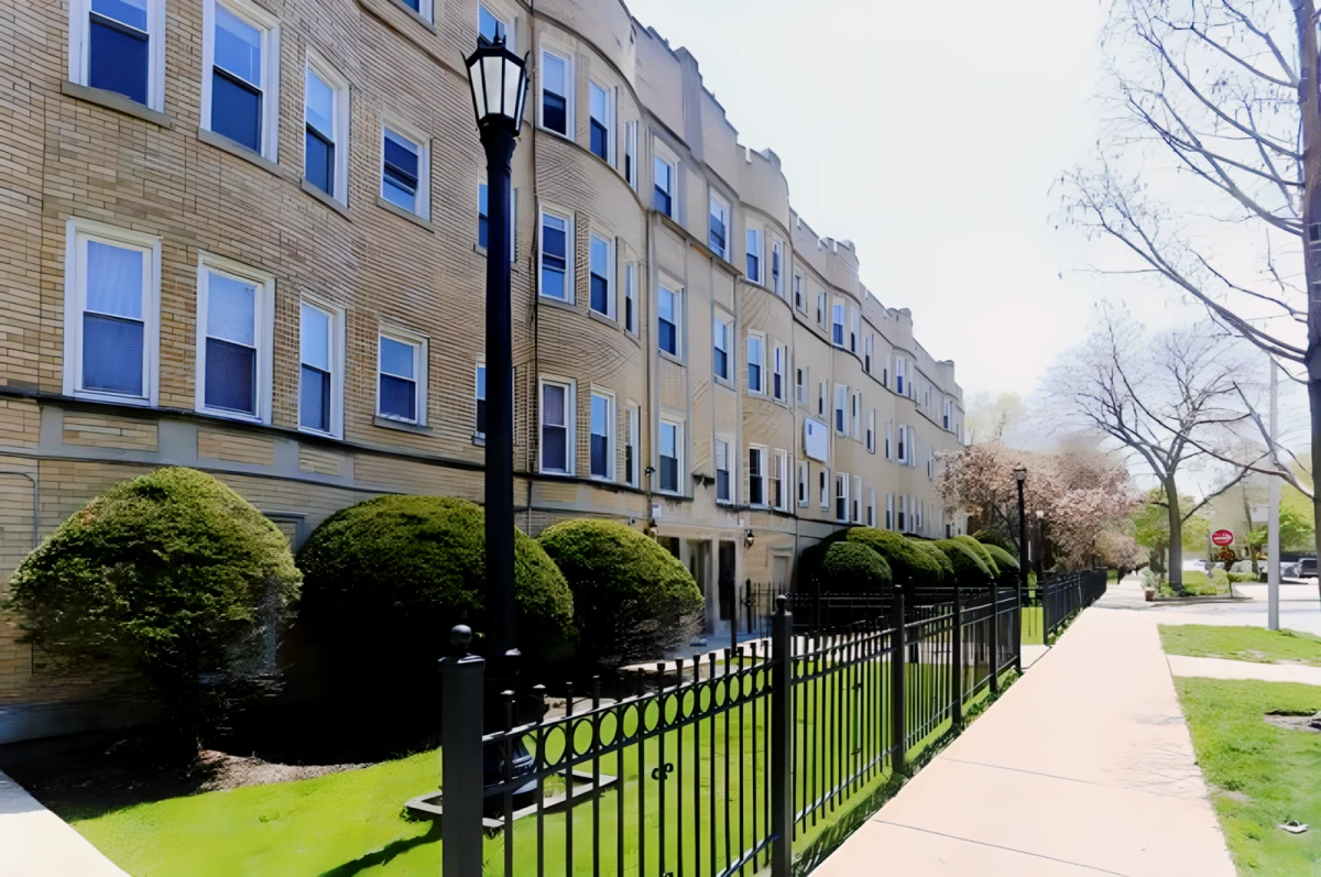 4501-4515 N Malden St 0