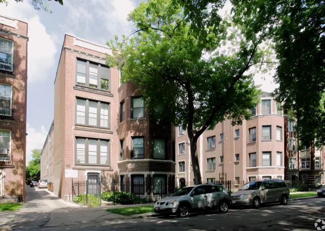 5020 S Woodlawn Ave 3