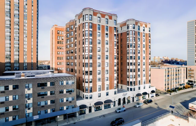 Wyndham Apartments 4