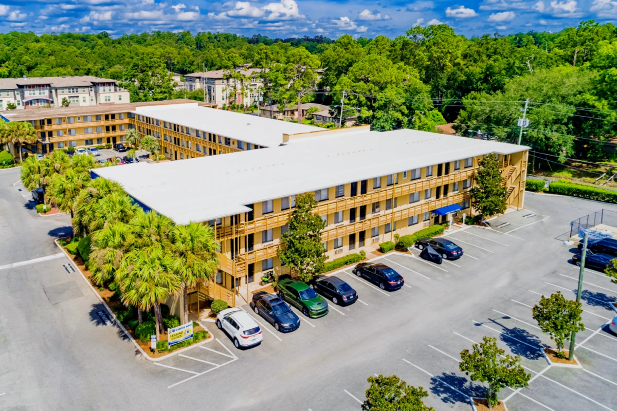 Campus Walk Apartments 0