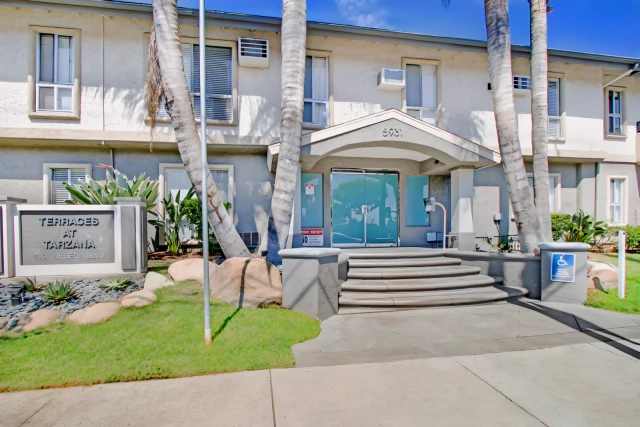 Terraces at Tarzana 1