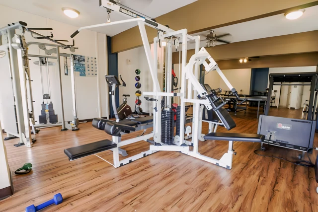 5830 Reseda Boulevard 2