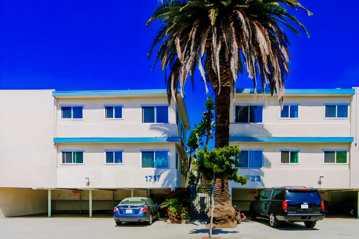 Ocean Park Boulevard 0