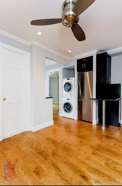 396 E 10th Street 1