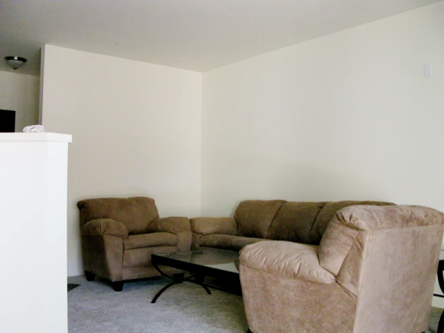 901 S Second St Champaign IL 4