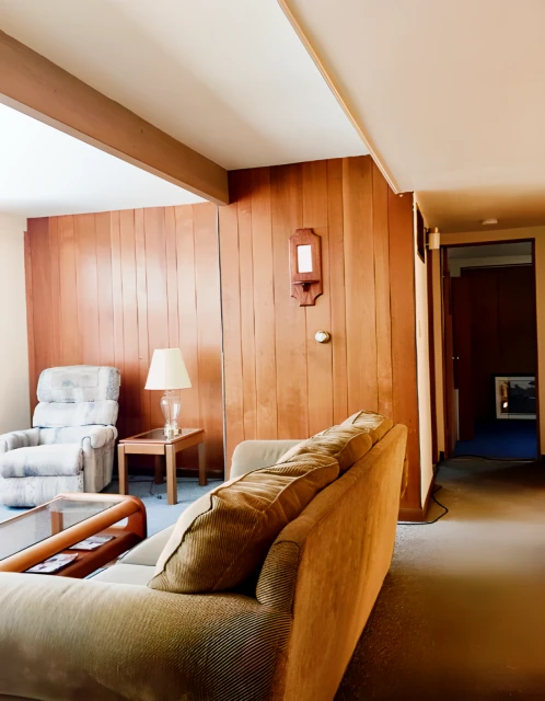 101 West Park Street 3