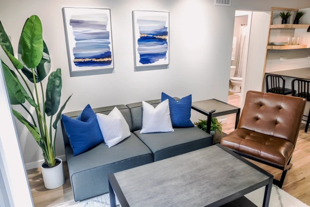 306 E. White, Champaign 2