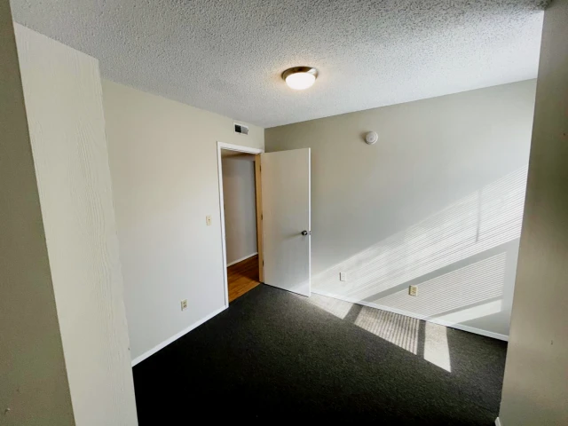 105 N Busey, Urbana, IL 61801 2
