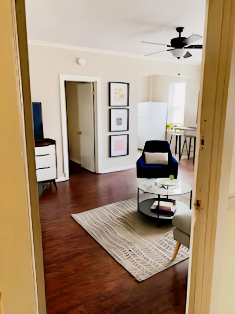 Jeffery Parkway Apartments 2