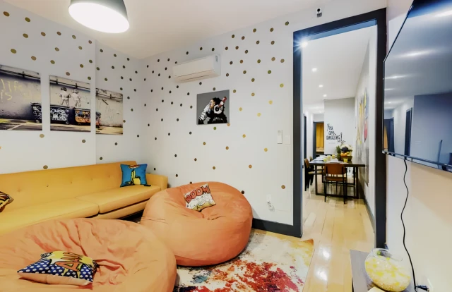 Link Apartments® QPN, New York