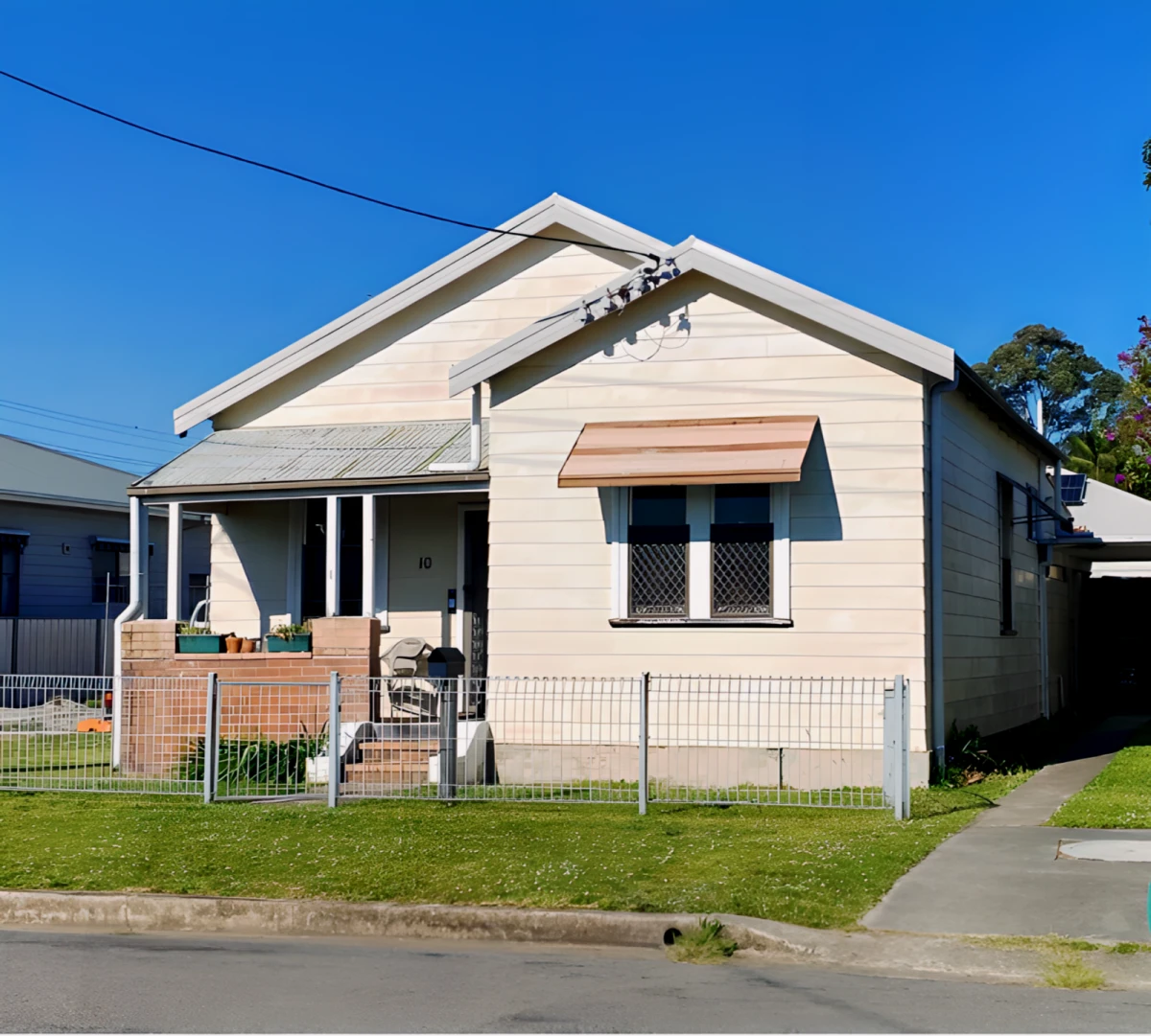 Entire Place·3B1B···10 Macquarie Street, Boolaroo 0