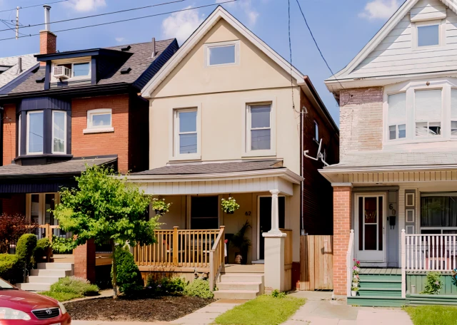 Entire Place·4B2B···62 CEDAR AVE 1