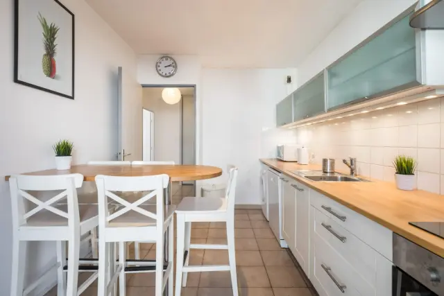 apartment near rue du Dauphiné 2