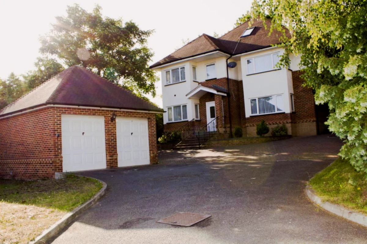 house near Orchard Close 0