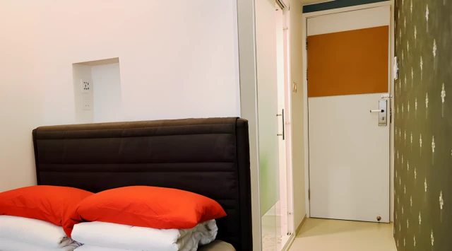 YESinSPACE -TST Serviced Apartment 2