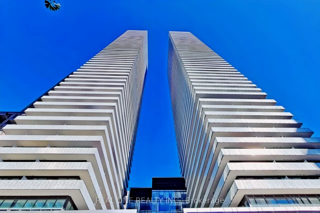 50 Charles St E 906 1