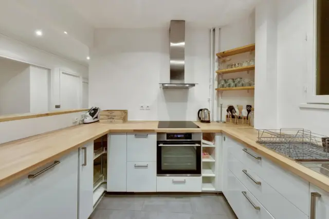 apartment in 18e   Montmartre Pigalle 1