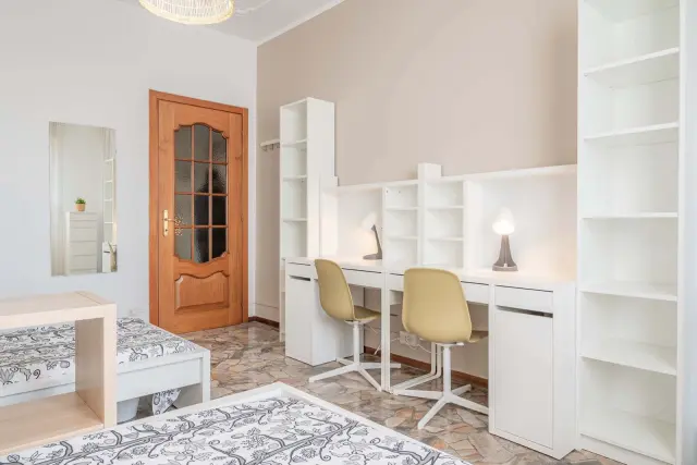 VIA MELI 18 <br> SHARED ROOM D1 - Bed A 4