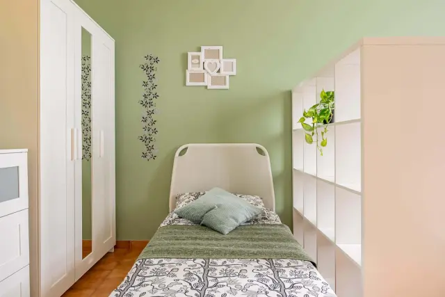 VIALE GIOVANNI DA CERMENATE 41 <br> SHARED ROOM D1 - Bed A 2