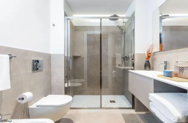 Urban Apartment 3