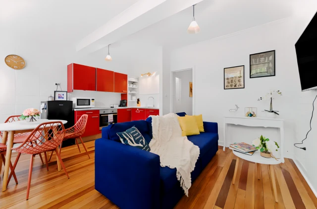 Freshly Renovated 1BR CBD Unit- Free Parking-WiFi 1