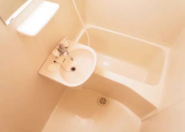 レオパレスイーグル 103号室 2