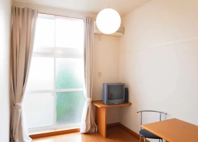 レオパレスイーグル 103号室 3