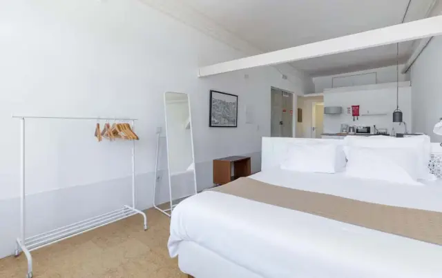 Studio for Rent in Porto 0