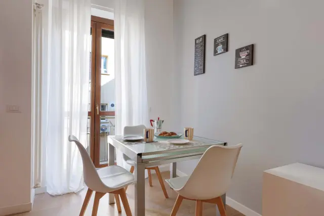 APPARTAMENTO IN ZONA NAVIGLI TICINESE 4