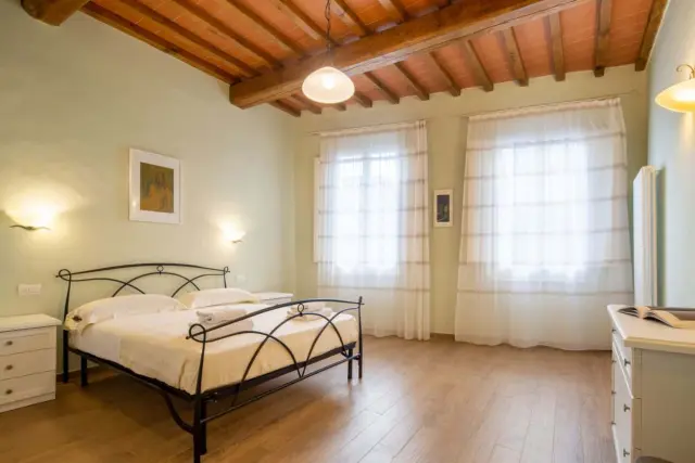 Santo Spirito Bright Flat 4