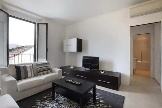 ISOLA GARIBALDI MODERN APARTMENT 2