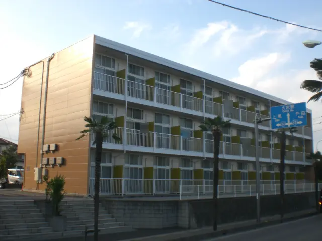 レオパレスツインヴィラＡ 0