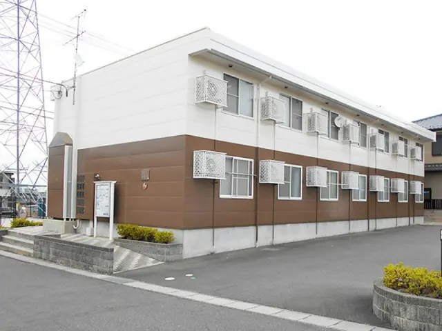 レオパレスベェシャン 0