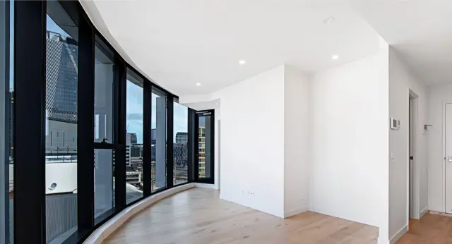 908/393 Spencer Street 1