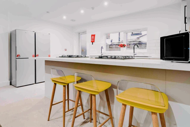 104 Thornycroft road, L15 4