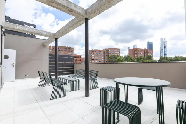 residence near Calle de Sinesio Delgado 1