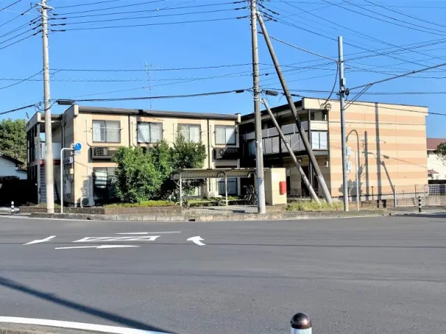 レオパレスフレイグラント 0