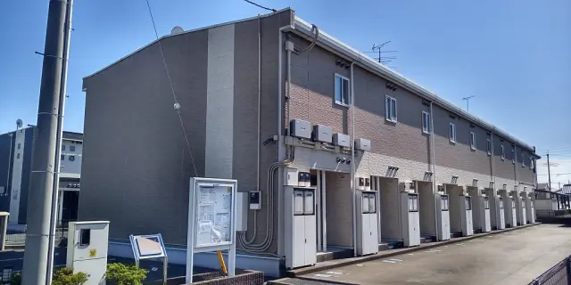 レオパレスレグノ　フランジア 0