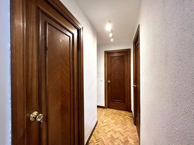 apartment in Cuatro Caminos (Tetuan) 0