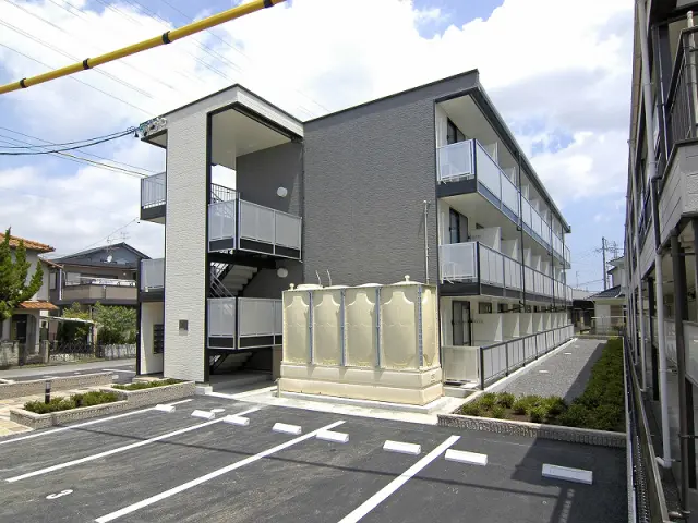 レオパレスナカダ 0