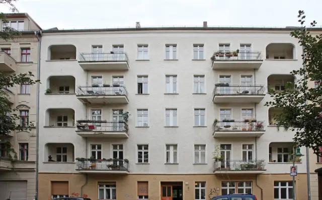 Baenschstrasse 70DE-01-242M 4