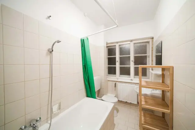 Leopoldstrasse 105DE-02-027M 2